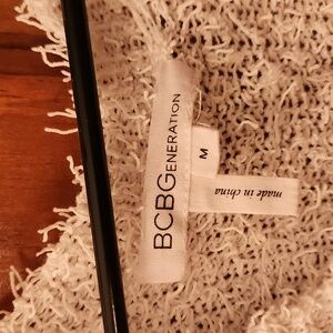 White BCBGgenerations V neck sweater